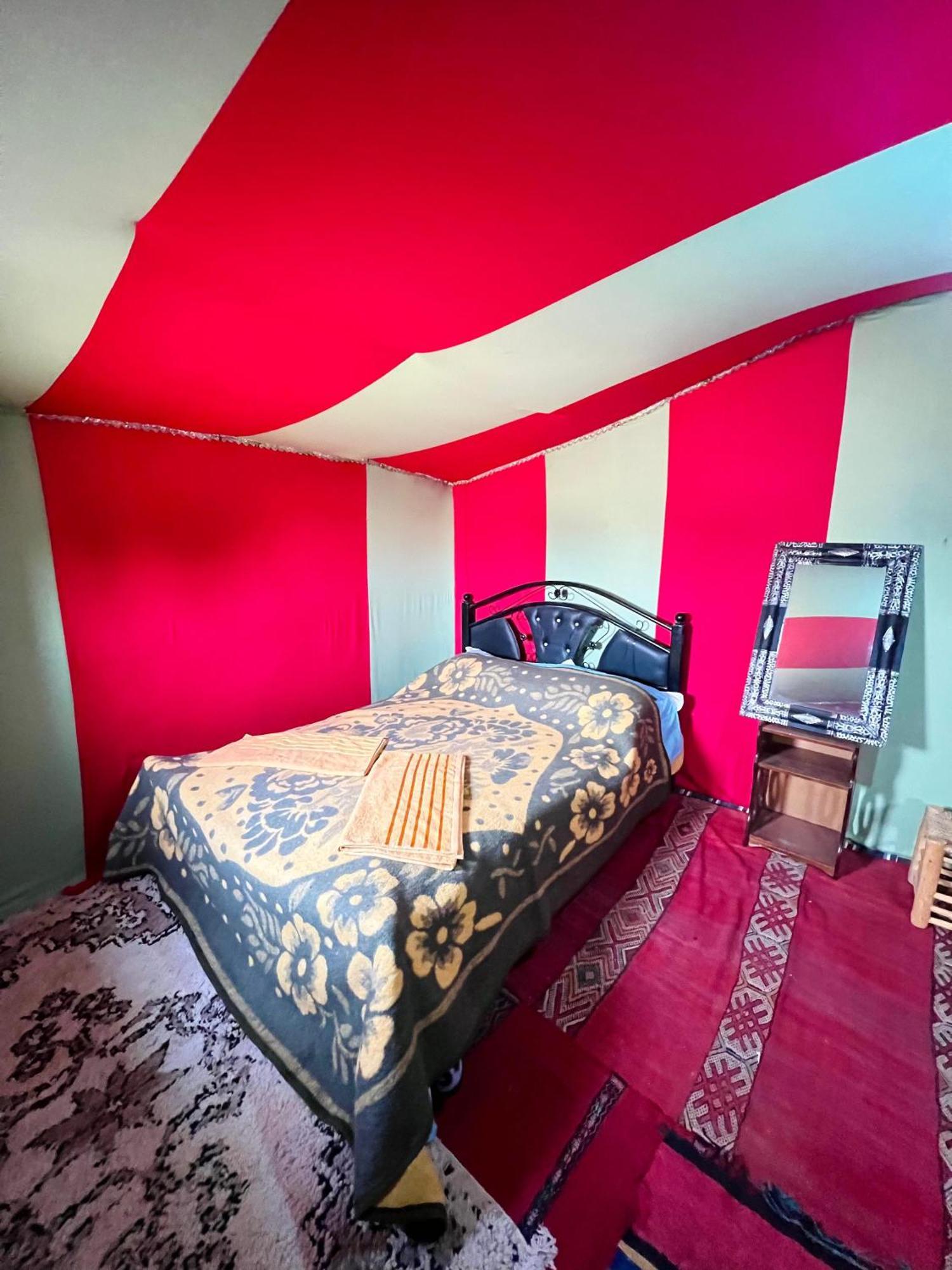 Camp Mbark Authentic Hotell M'Hamid Eksteriør bilde